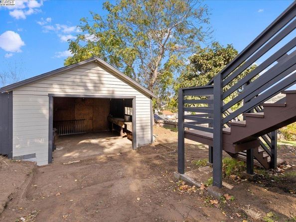 3280 Ohlone Way, Hayward CA 94541