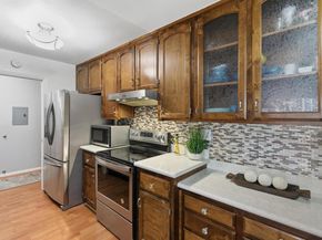 26953 Hayward Blvd 105, Hayward CA 94542