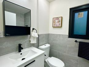 2930 Parker Ave, Oakland CA 94605