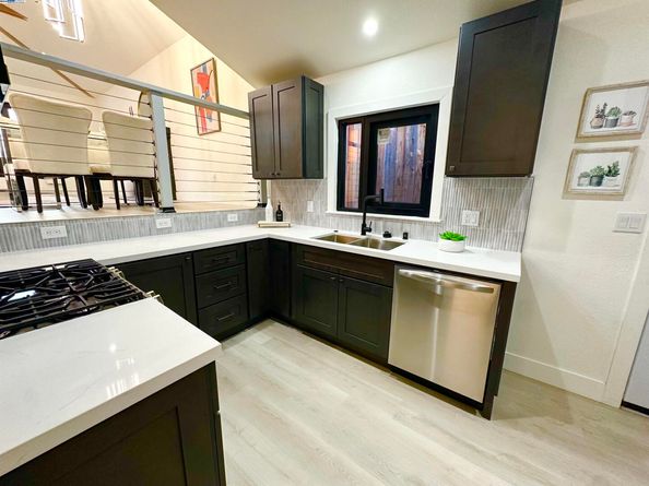 2930 Parker Ave, Oakland CA 94605