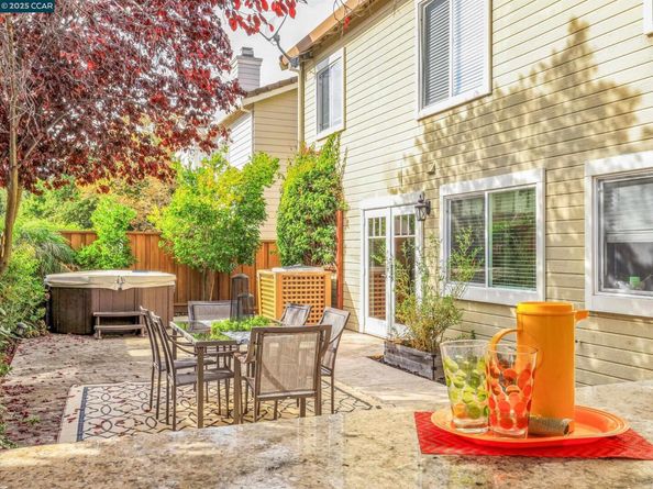 705 Bridge Creek Dr, San Ramon CA 94582