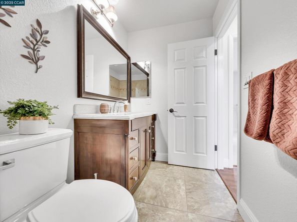 705 Bridge Creek Dr, San Ramon CA 94582