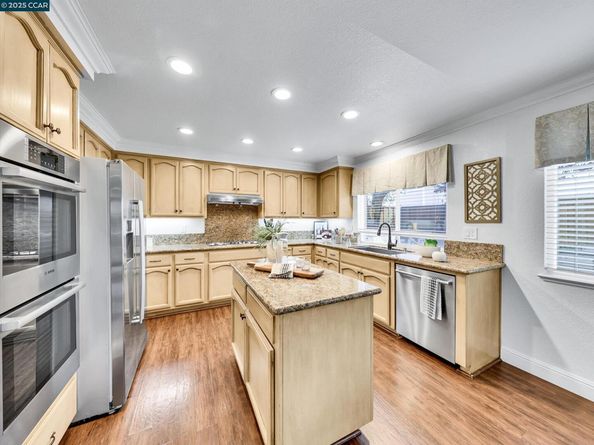 705 Bridge Creek Dr, San Ramon CA 94582