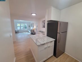 375 Camelback Rd 23, Pleasant Hill CA 94523