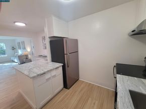 375 Camelback Rd 23, Pleasant Hill CA 94523