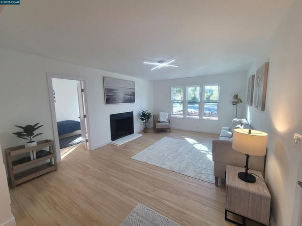 375 Camelback Rd 23, Pleasant Hill CA 94523