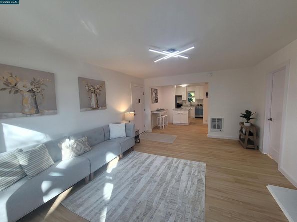 375 Camelback Rd 23, Pleasant Hill CA 94523