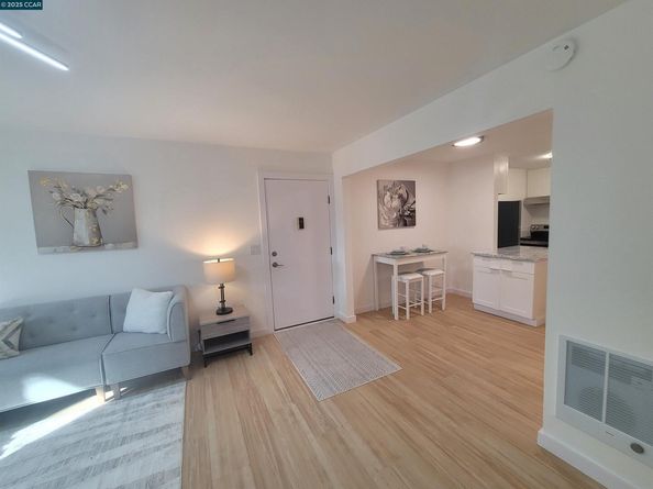 375 Camelback Rd 23, Pleasant Hill CA 94523