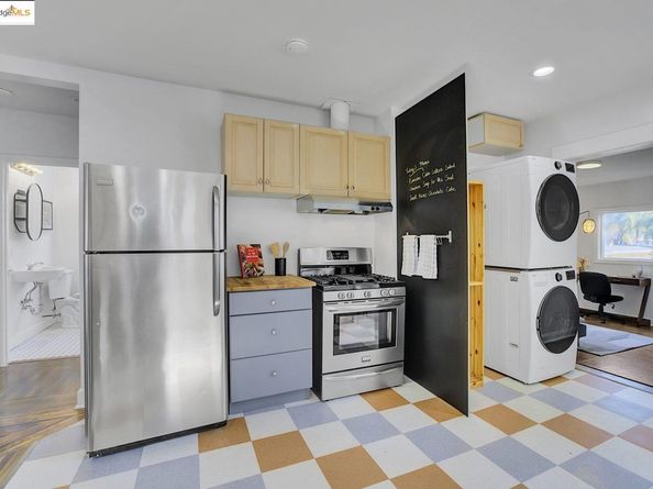 3388 64Th Ave, Oakland CA 94605