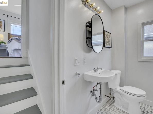 3388 64Th Ave, Oakland CA 94605