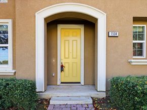 1504 Middle Ln, Hayward CA 94545