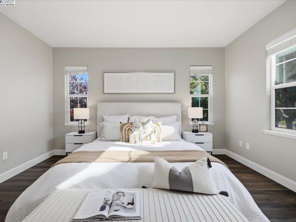 1504 Middle Ln, Hayward CA 94545