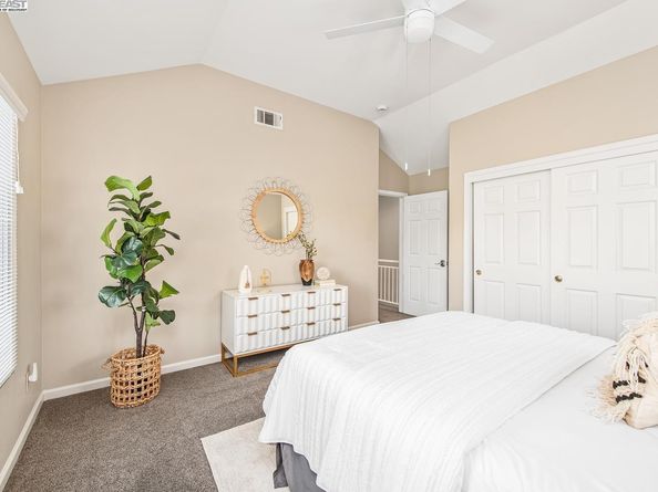 297 Del Valle Ct, Pleasanton CA 94566