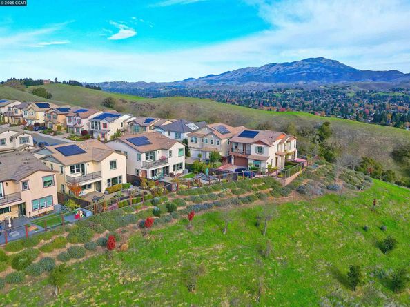 528 Caprio Ct, San Ramon CA 94583