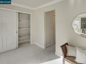 2748 Ptarmigan Dr. 6, Walnut Creek CA 94595