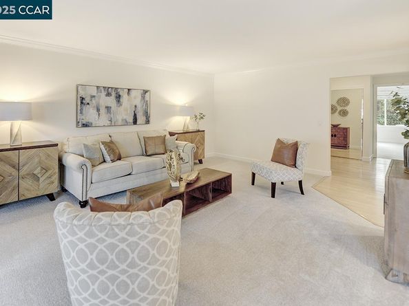 2748 Ptarmigan Dr. 6, Walnut Creek CA 94595