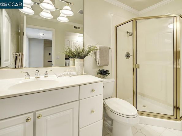 2748 Ptarmigan Dr. 6, Walnut Creek CA 94595