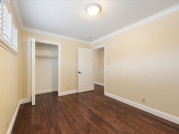 5161 Saddle Brook Dr, Oakland CA 94619