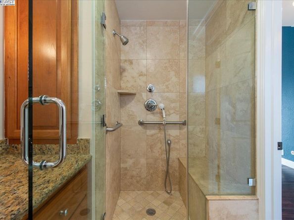 5161 Saddle Brook Dr, Oakland CA 94619