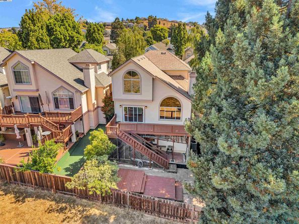 23661 Glenbrook Lane, Hayward CA 94541