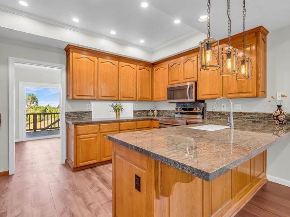 23661 Glenbrook Lane, Hayward CA 94541