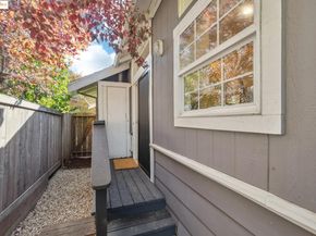 4949 Coronado Ave, Oakland CA 94618