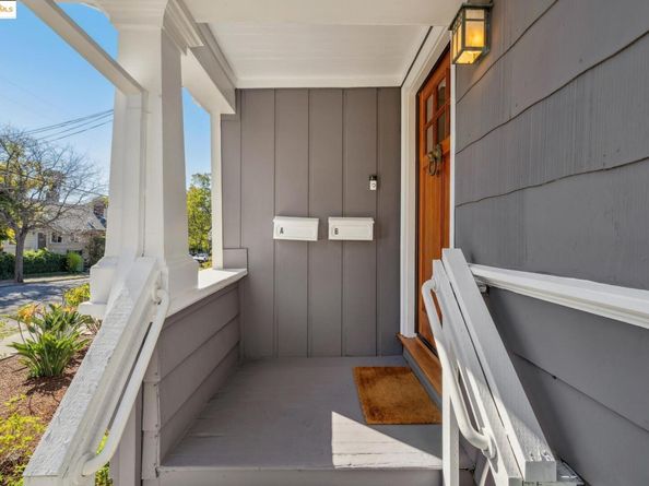 4949 Coronado Ave, Oakland CA 94618