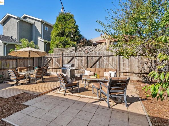 4949 Coronado Ave, Oakland CA 94618