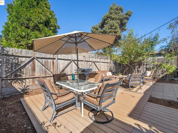 4949 Coronado Ave, Oakland CA 94618