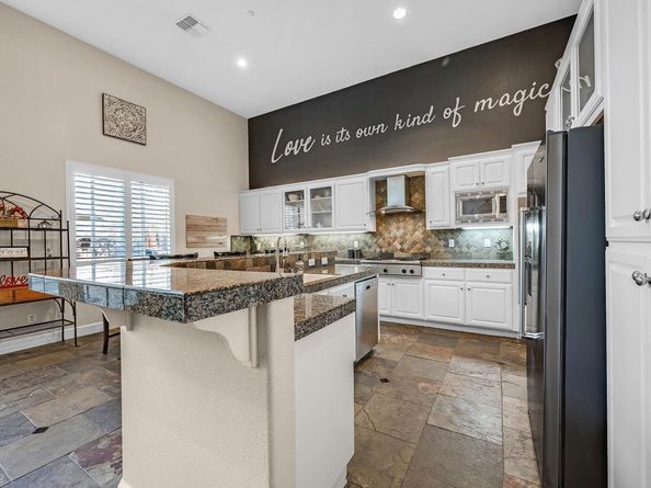 4 Henry Ranch Dr, San Ramon CA 94583