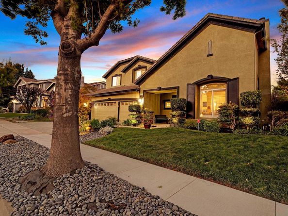 4 Henry Ranch Dr, San Ramon CA 94583