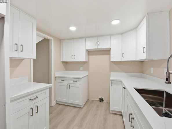 14544 Tiburon Rd, San Leandro CA 94577
