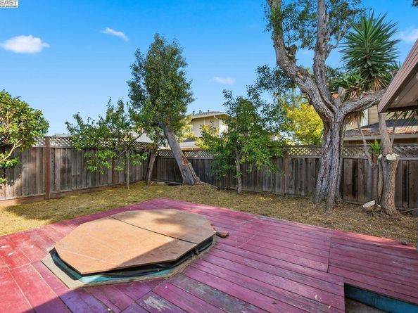 14544 Tiburon Rd, San Leandro CA 94577