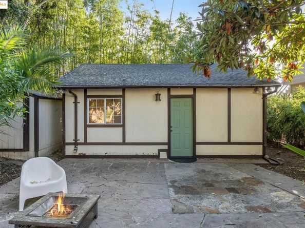 2749 E 17Th St, Oakland CA 94601