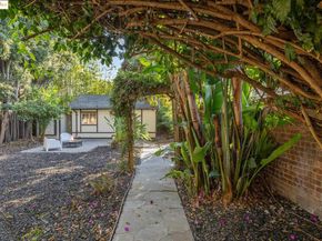 2749 E 17Th St, Oakland CA 94601