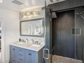 2749 E 17Th St, Oakland CA 94601