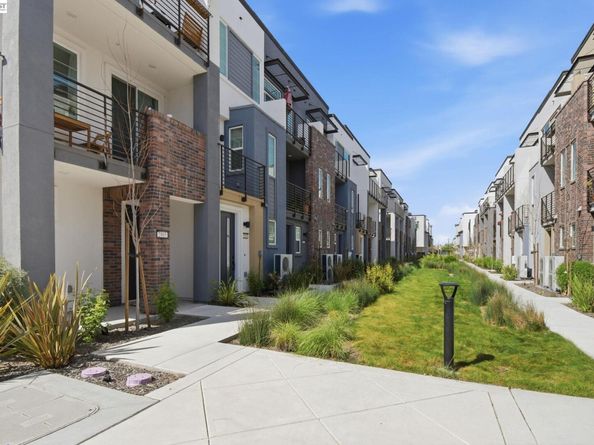 2811 Cathwood Ln, Alameda CA 94501