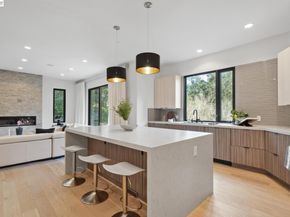 3 West Cir, Oakland CA 94611