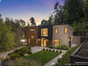 3 West Cir, Oakland CA 94611