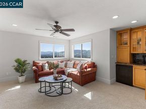 251 Santiago Ln, Danville CA 94526