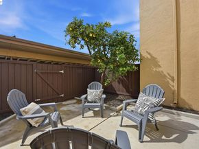27864 Hummingbird Ct, Hayward CA 94545