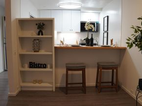 758 Kingston Ave 104, Oakland CA 94611