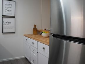 758 Kingston Ave 104, Oakland CA 94611