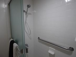 758 Kingston Ave 104, Oakland CA 94611