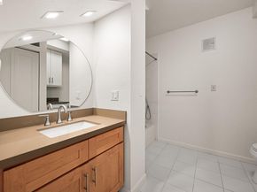 814 46Th St, Oakland CA 94608