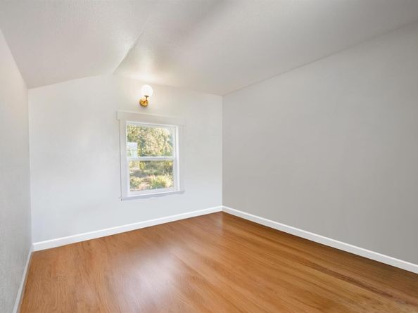 814 46Th St, Oakland CA 94608