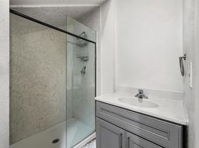 814 46Th St, Oakland CA 94608