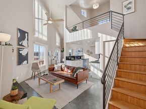 675 8Th St 10, Oakland CA 94607