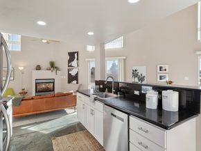 675 8Th St 10, Oakland CA 94607