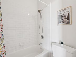 675 8Th St 10, Oakland CA 94607